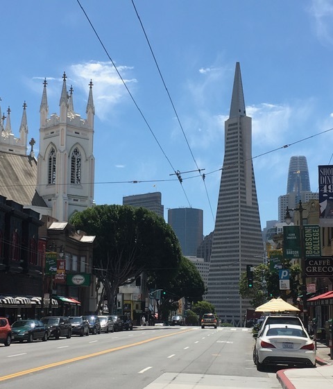 No meio do caminho, uma pirâmide Foto Silvio Cioffi – V!VA 11